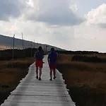 E25 U Sjezdovky, Max 6 Osob