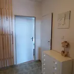 E25 U Sjezdovky, Max 6 Osob *