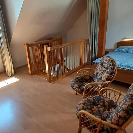 E25 U Sjezdovky, Max 6 Osob Apartment